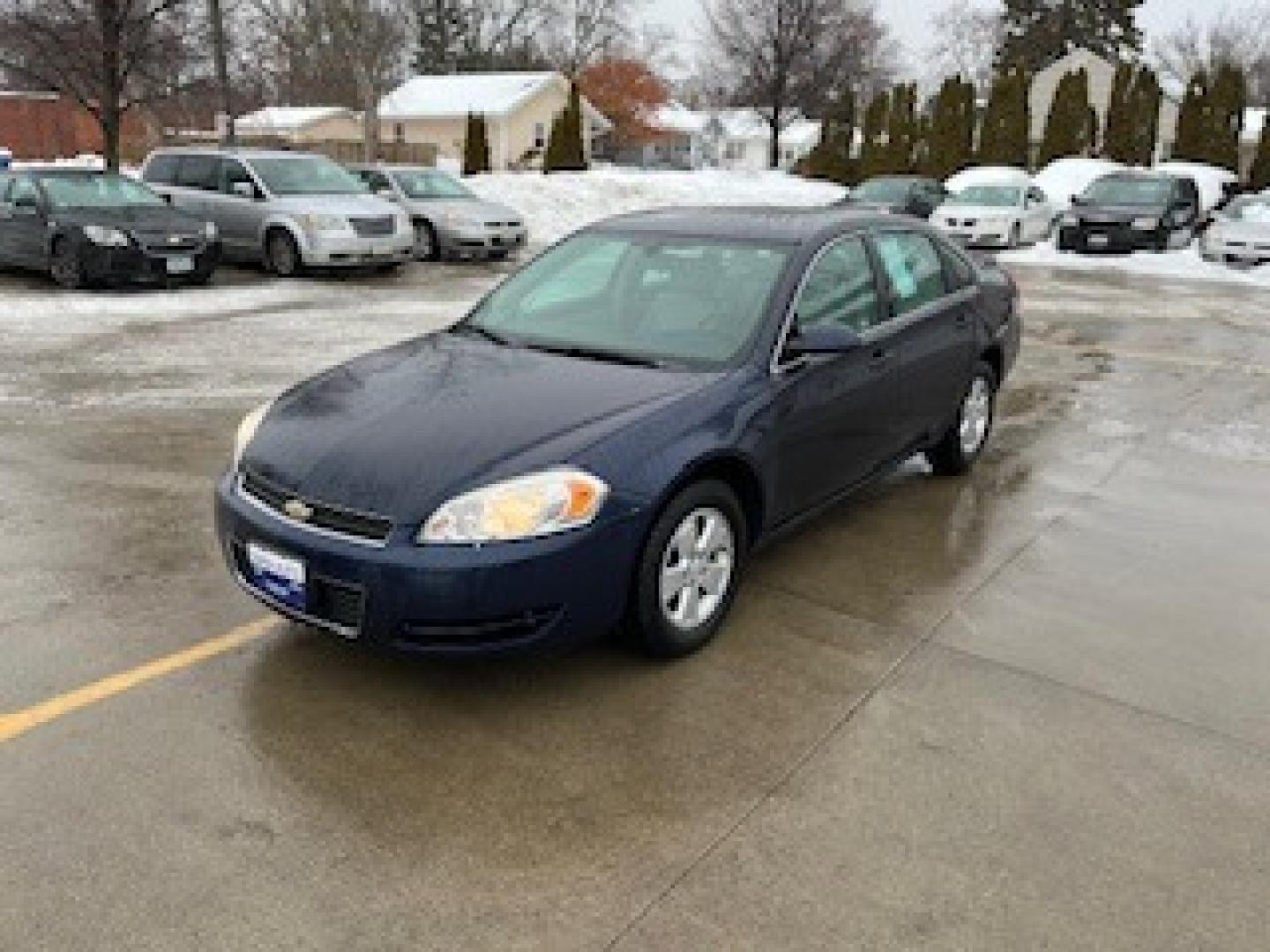 2008 Chevrolet Impala LT (2G1WT58K189) with an 3.5L V6 OHV 12V FFV engine, 4-Speed Automatic Overdrive transmission, located at 923 Army Post Rd., Des Moines, IA, 50315, (515) 287-7732, 41.526928, -93.627419 - Photo#0